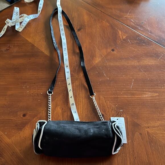 Sasha Shiny Black Barrel Purse with Zipper Flowers Clubwear Festival Boho Hippie - Picture 5 of 7